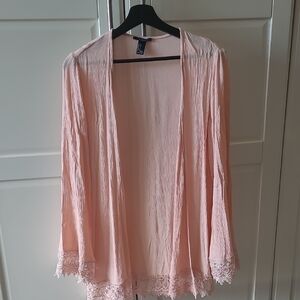 Forever 21 Womens Peach Embroidery. Sleeves & bottom. Pre Love G/C S Small.